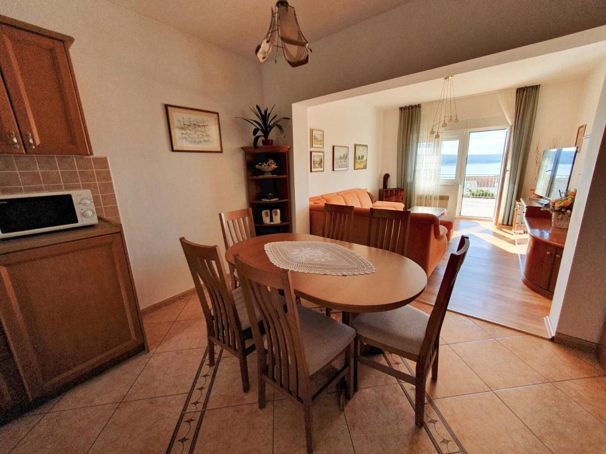 Relaxing Seaview Apartment Barac On Separated Floor Crikvenica Bagian luar foto