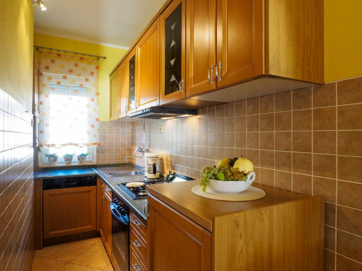 Relaxing Seaview Apartment Barac On Separated Floor Crikvenica Bagian luar foto