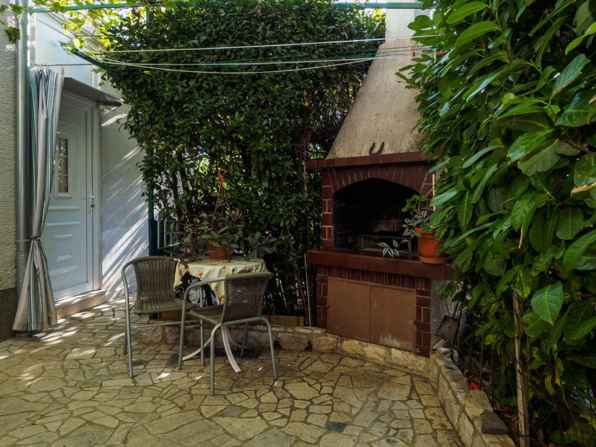 Relaxing Seaview Apartment Barac On Separated Floor Crikvenica Bagian luar foto